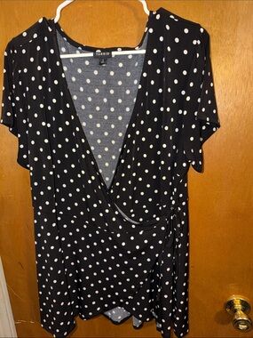 torrid Black and White Polka Dot Wrap Top